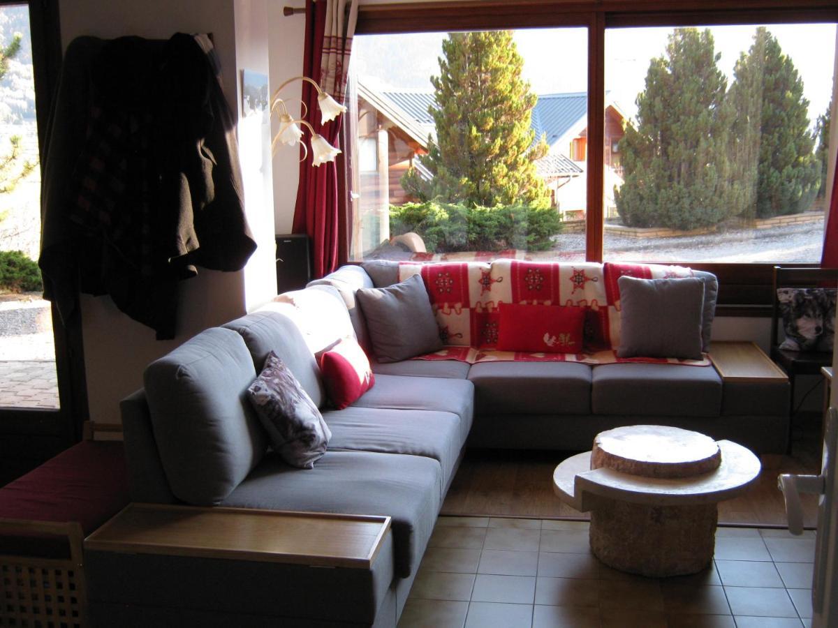 Le Petit Randonneur Bed & Breakfast Briancon  Exterior photo